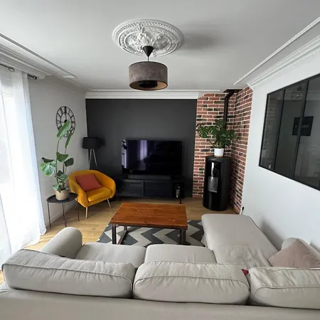 Maison 3ch Avec Garage *