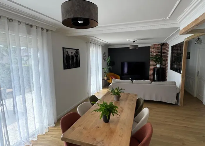 Tatil Evi Maison 3ch Avec Garage Saint Pavace